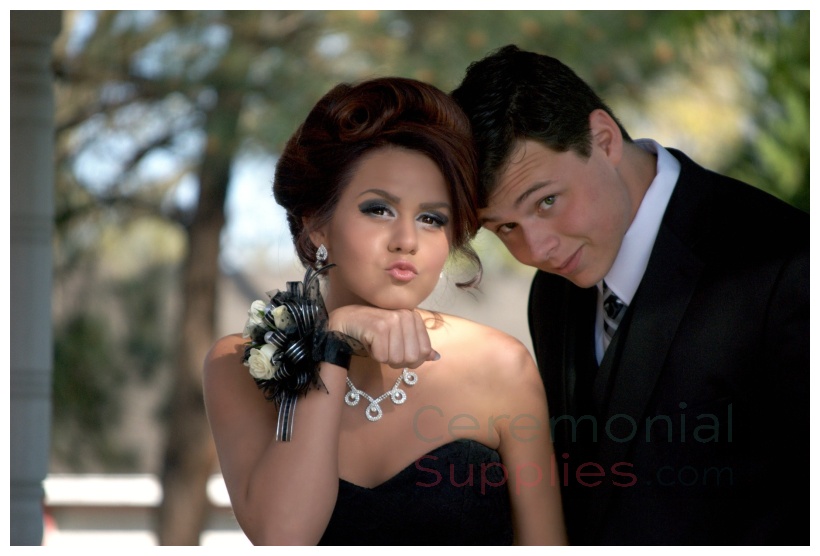 girl and boy dressed for prom